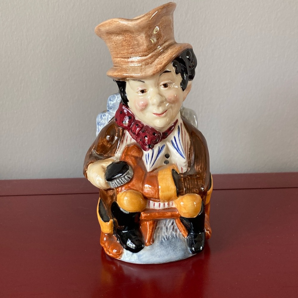 Vintage "Sam Weller" (The Pickwick Papers - Dickens) Burleigh Toby Pitcher